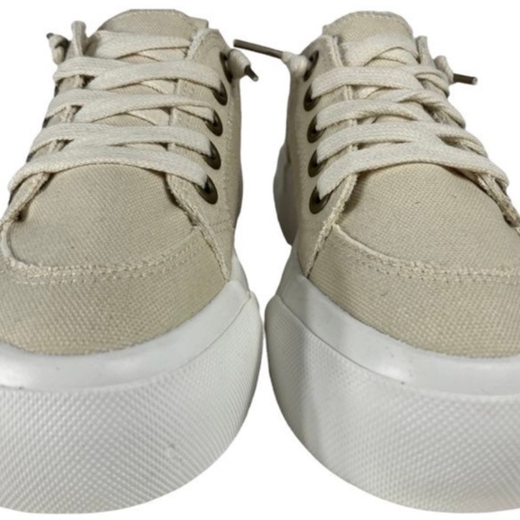 Maurices canvas fashion sneakers s.6M - Picture 2 of 9
